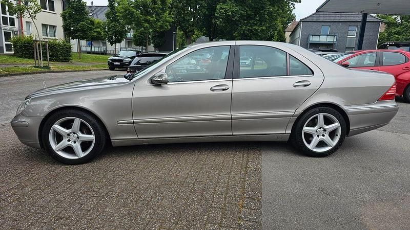 Silber Gebraucht 2004 Mercedes S350 Limousine | 5.650 € (Etwas zu teuer) - Bild 1/4