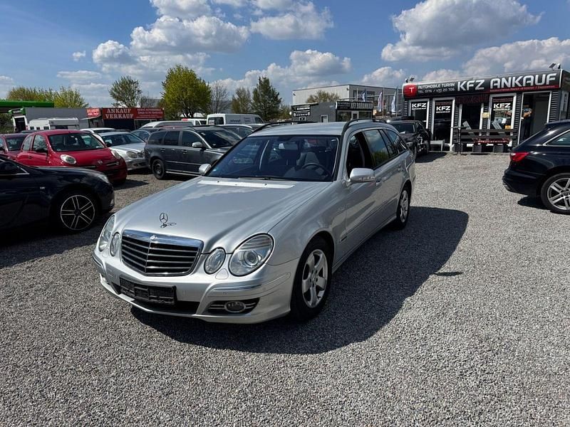 Gebraucht Mercedes E220 170 PS (125 kW) 2008 Silber Kombi