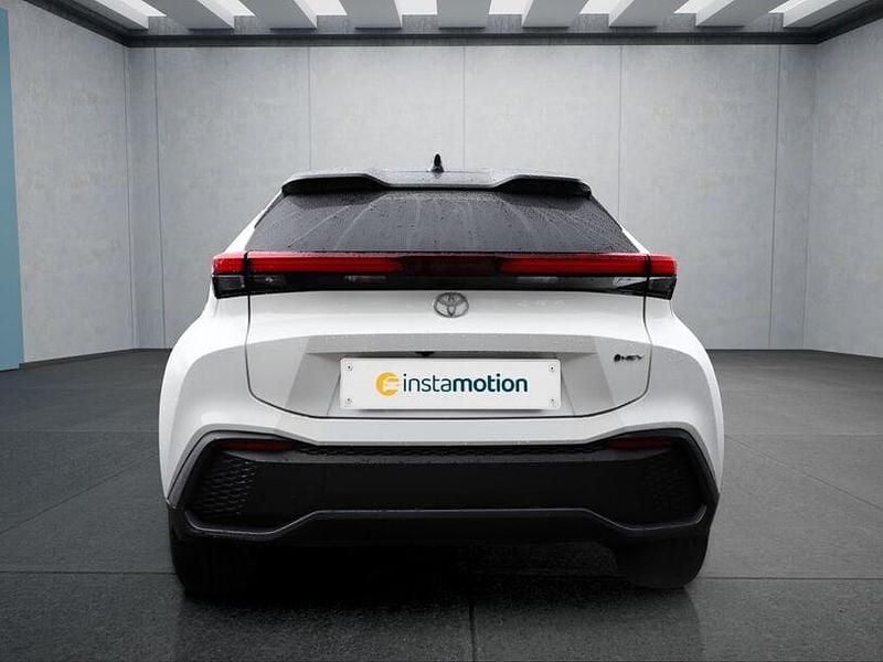 Gebraucht Toyota C-HR 140 PS (102 kW) 2024 Grau SUV