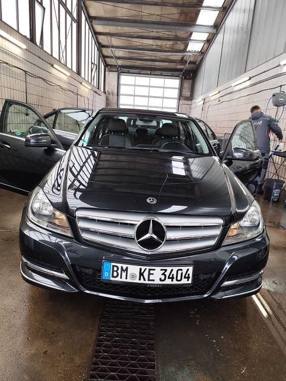 Gebraucht Mercedes C250 Avantgarde 204 PS (150 kW) 2012 Grau Limousine