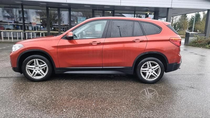 Second-hand BMW X1 140 CP (102 kW) 2019 Portocaliu SUV