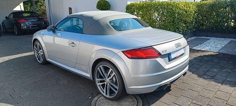 Gebraucht Audi TT Roadster Sport 230 PS (169 kW) 2016 Silber Cabrio