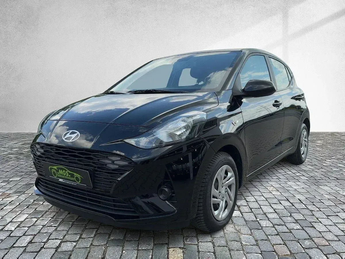Gebraucht Hyundai i10 Select 63 PS (46 kW) 2024 Kleinwagen