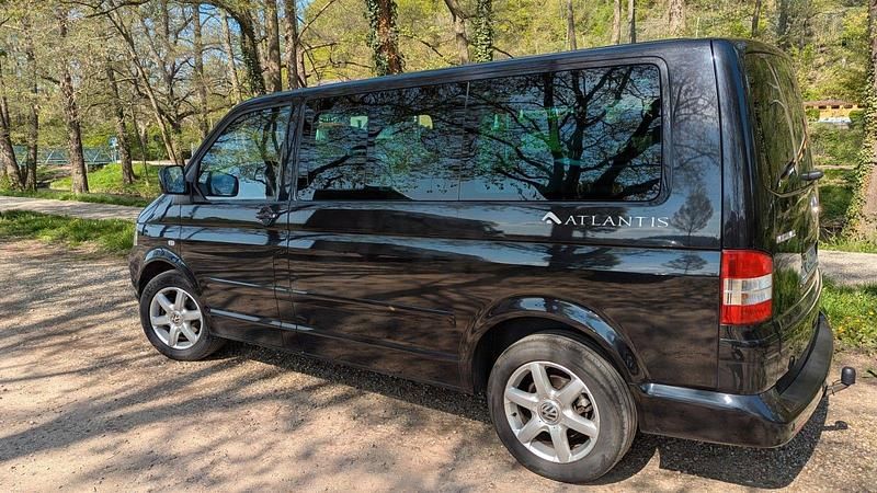 Usata VW Multivan 131 CV (96 kW) 2006 Nero Monovolume