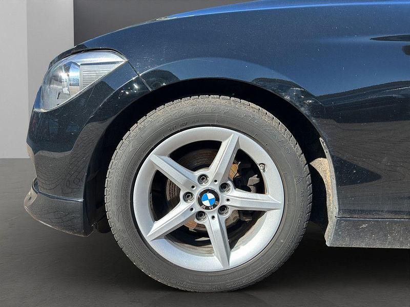 Gebraucht BMW 116 136 PS (100 kW) 2012 Schwarz / schwarz ii Kleinwagen