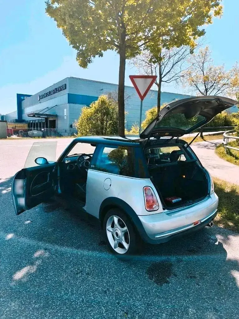 Usata Mini Cooper 116 CV (85 kW) 2006 Argento Utilitaria