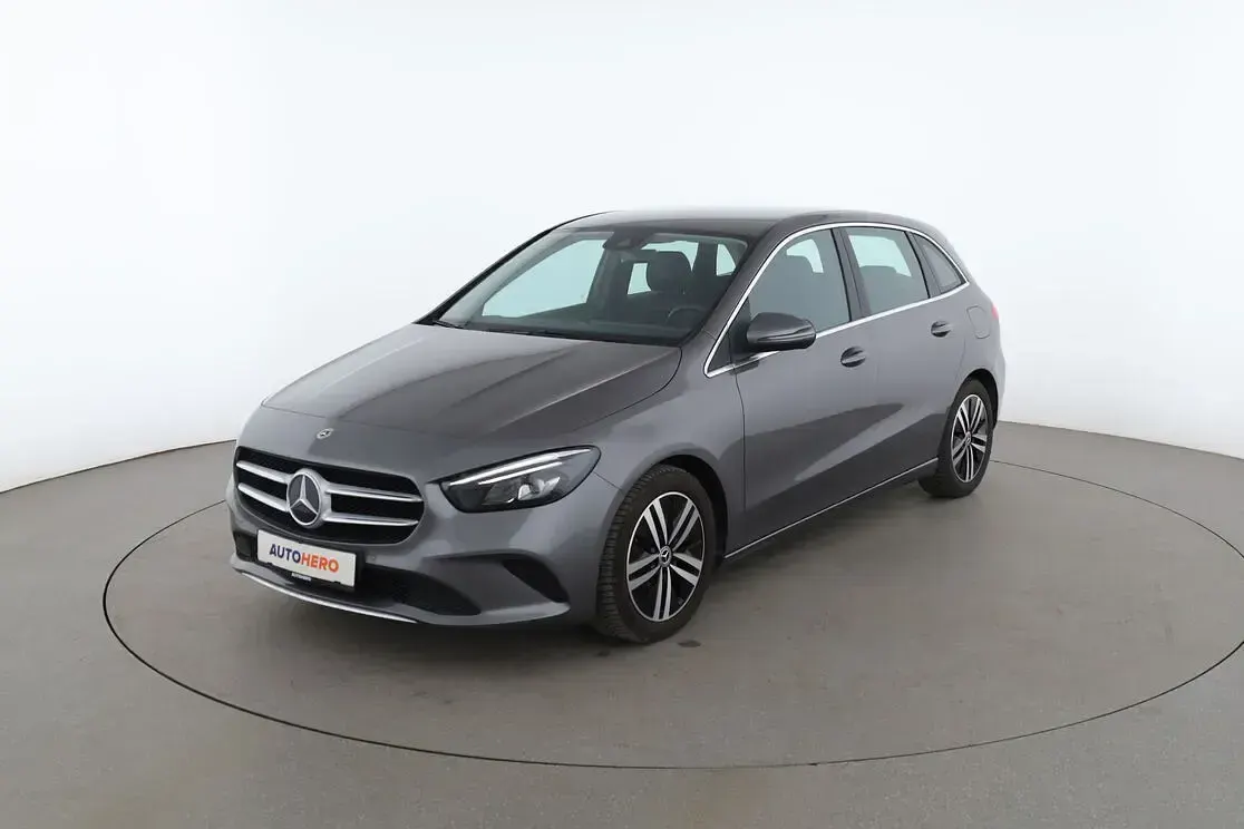 Gebraucht Mercedes B200 Progressive 163 PS (119 kW) 2022 Kleinwagen