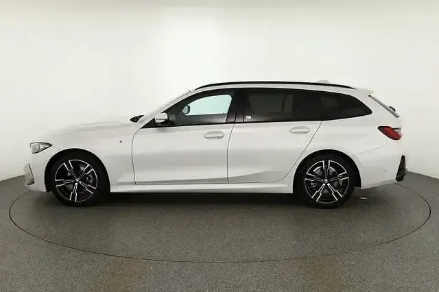 Neu BMW 320 M Sport 184 PS (135 kW) 2025 Weiß Kombi