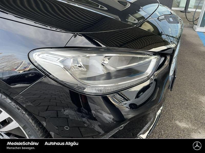 Gebraucht Mercedes E250 Progressive 160 PS (117 kW) 2021 Schwarz Limousine