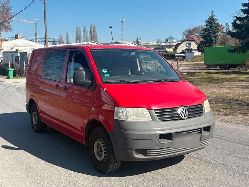 Gebraucht VW T5 116 PS (85 kW) 2009 Rot Van