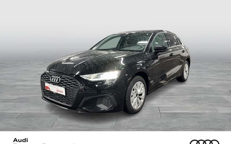 Schwarz Gebraucht 2022 Audi A3 Sportback e-tron Ambiente Kleinwagen | 21.614 € (Guter Preis) - Bild 1/4