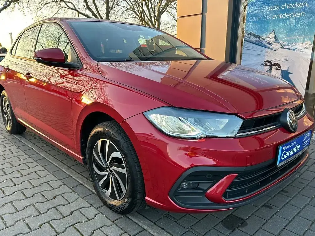 Gebraucht VW Polo Life 95 PS (69 kW) 2024 Rot Kleinwagen