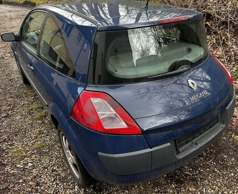 Gebraucht Renault Mégane II 86 PS (63 kW) 2005 Blau Limousine