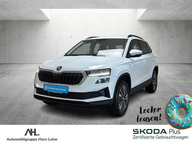 Weiß Gebraucht 2023 Skoda Karoq Ambition SUV | 31.145 € (Guter Preis) - Bild 1/3
