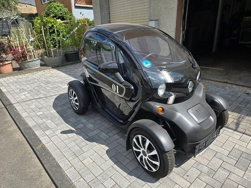 Schwarz Gebraucht 2016 Renault Twizy Kleinwagen | 4.850 € (Fairer Preis) - Bild 1/4