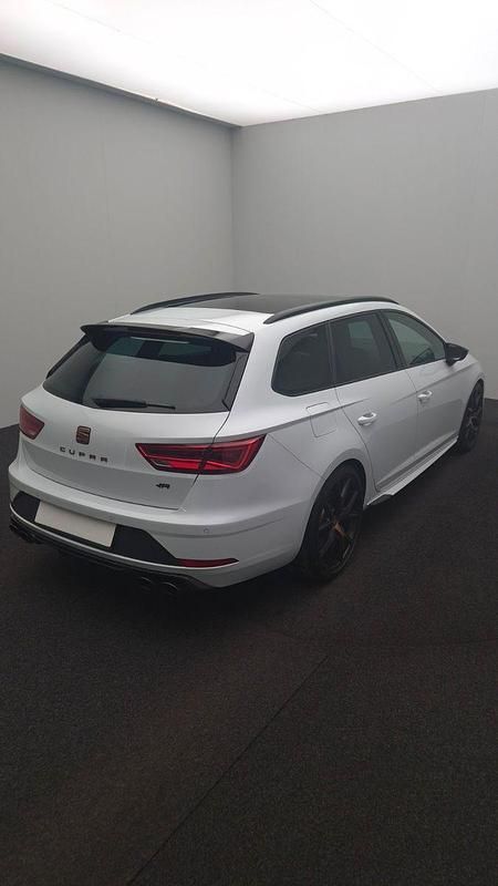 Gebraucht Seat Leon 4Drive 300 PS (220 kW) 2020 Schwarz Kombi