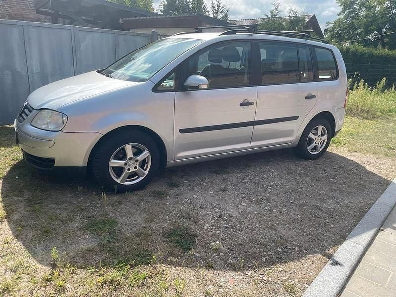 Gebraucht VW Touran Basis 116 PS (85 kW) 2003 Silber Van / Kleinbus
