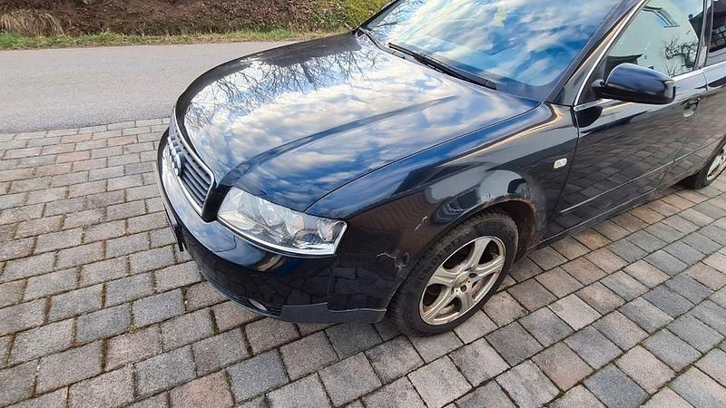 Usata Audi A4 131 CV (96 kW) 2004 Nero Station wagon