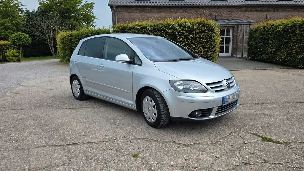 Gebraucht VW Golf Plus 105 PS (77 kW) 2008 Silber Van / Kleinbus