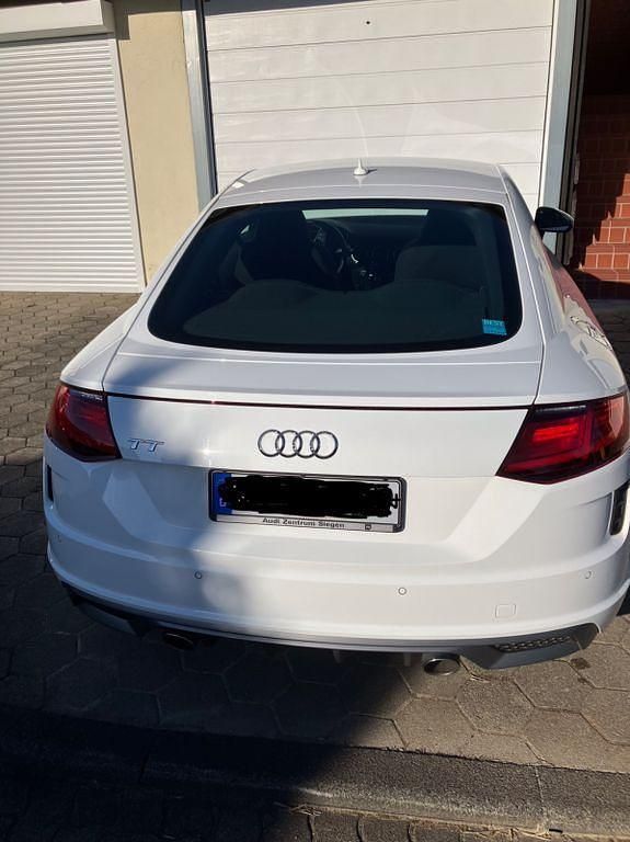 Gebraucht Audi TT S-Line 197 PS (144 kW) 2022 Weiß Coupé