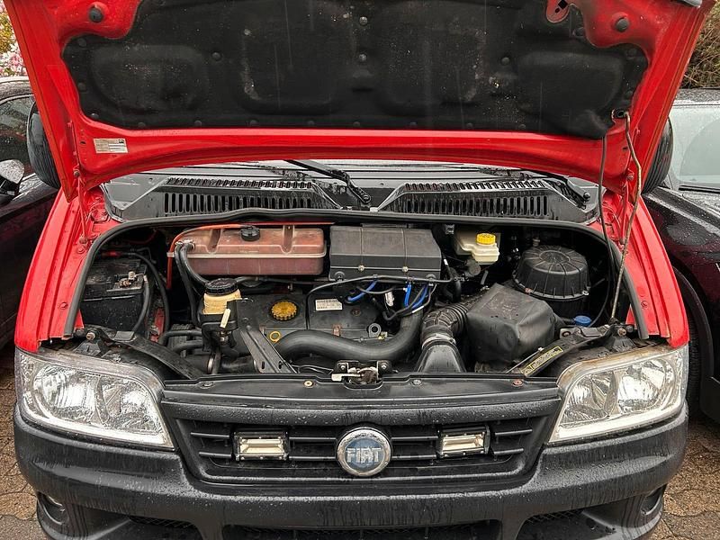 Occasion Fiat Ducato 128 ch (94 kW) 2003 Rouge Van