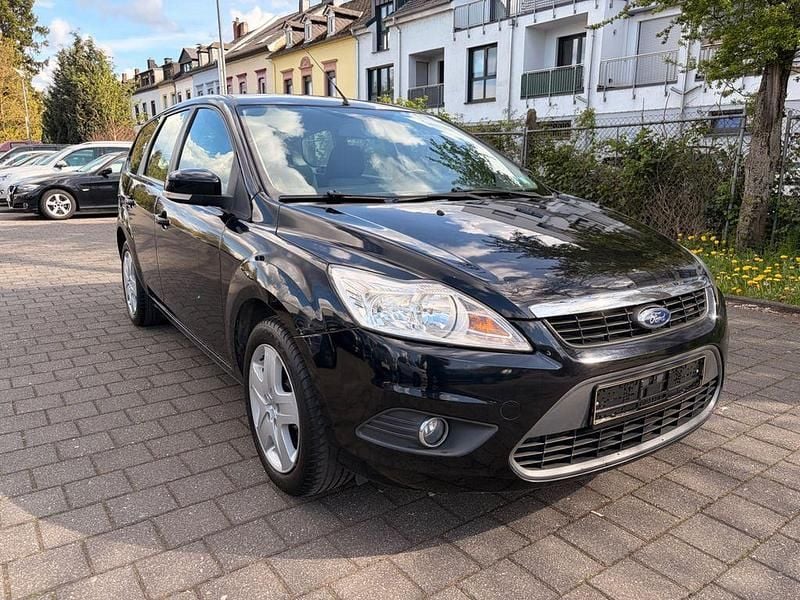Gebraucht Ford Focus Style 145 PS (106 kW) 2009 Schwarz Limousine