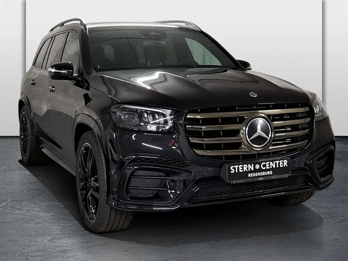 Gebraucht Mercedes GLS450 AMG 367 PS (269 kW) 2026 Schwarz SUV