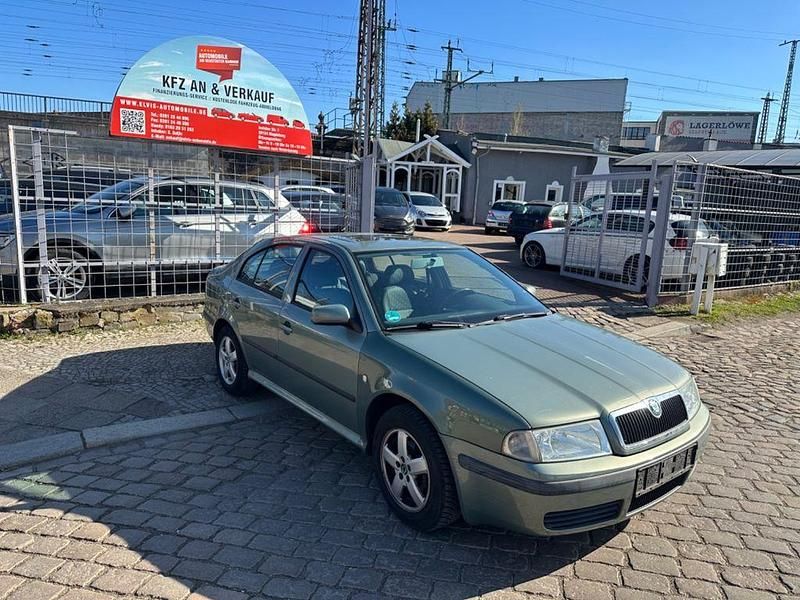 Gebraucht Skoda Octavia Classic 102 PS (75 kW) 2001 Grün Limousine