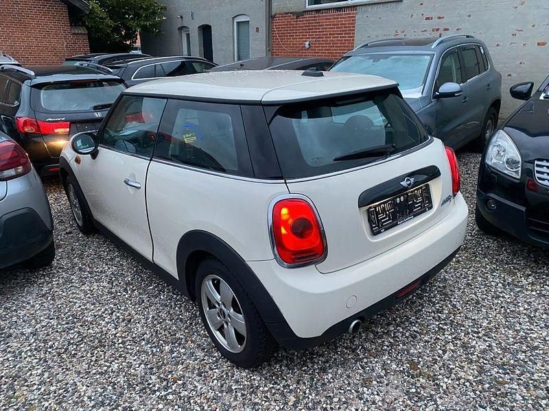 Gebraucht Mini Cooper 116 PS (85 kW) 2015 Weiß Kleinwagen