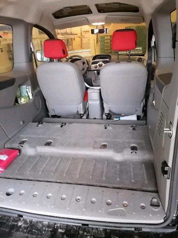 Gebraucht Renault Clio II 106 PS (77 kW) 2010 Schwarz Kleinwagen