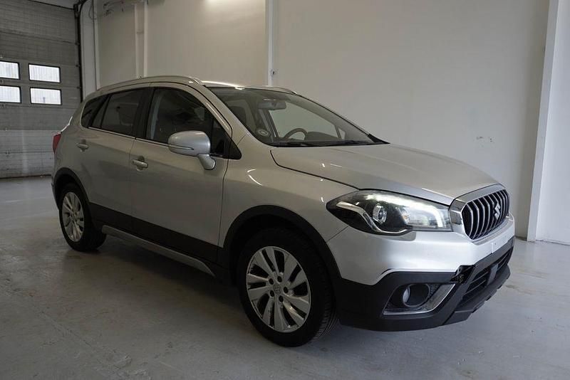 Gebraucht Suzuki SX4 S-Cross Comfort 111 PS (81 kW) 2020 Silber SUV