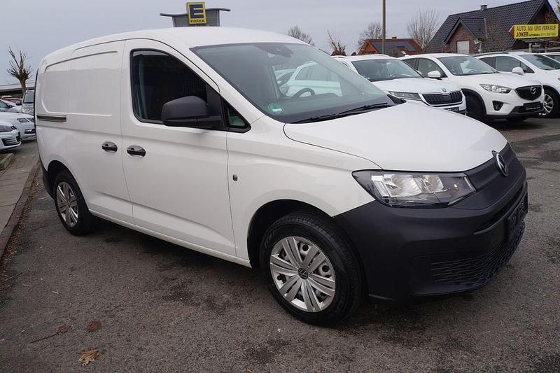 Gebraucht VW Caddy Basis 102 PS (75 kW) 2021 Weiß Van / Kleinbus