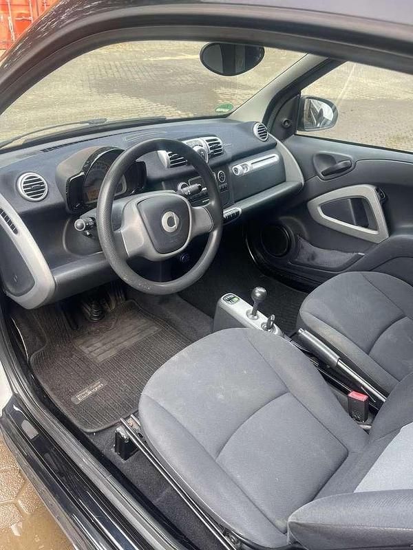 Schwarz Gebraucht 2011 Smart ForTwo Coupé Kleinwagen | 4.500 € (Fairer Preis) - Bild 1/3