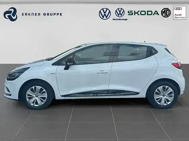 Gebraucht Renault Clio IV LIMITED 73 PS (53 kW) 2018 Gletscherweiss Limousine