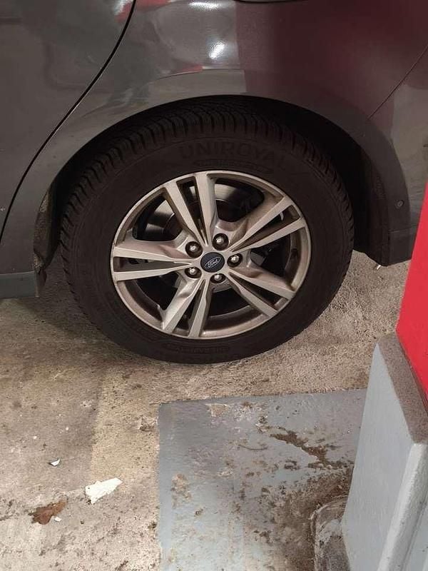 Gebraucht 2018 Ford S-MAX Titanium Van / Kleinbus | 15.500 € (Guter Preis) - Bild 1/4