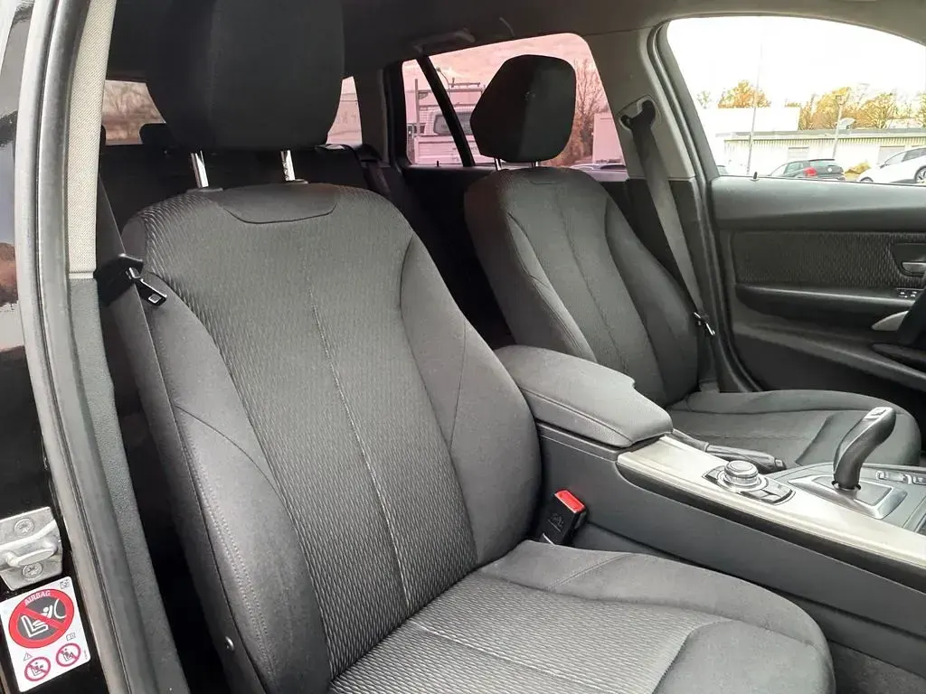 Gebraucht BMW 318 Performance 150 PS (110 kW) 2016 Schwarz Kombi