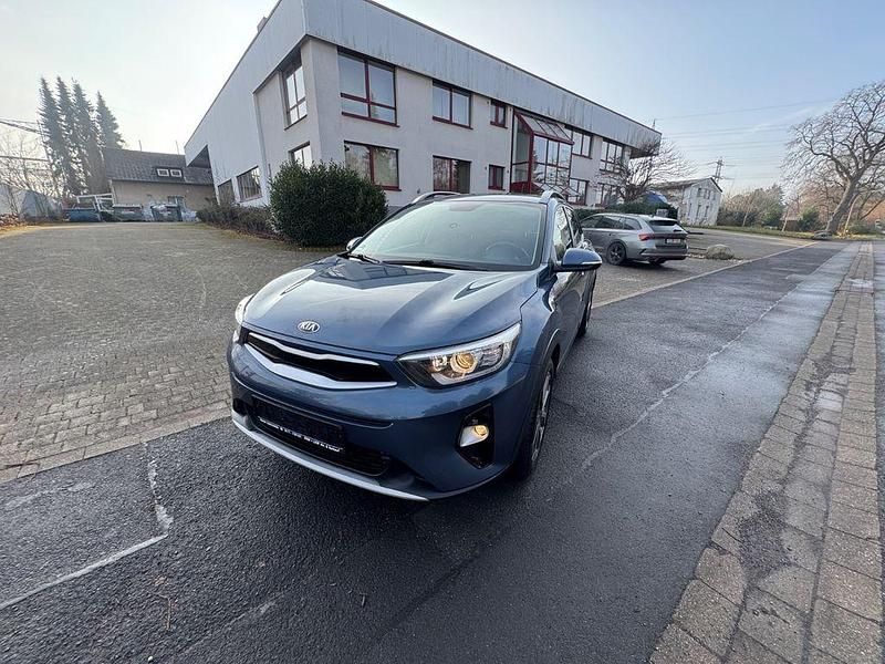 Gebraucht Kia Stonic 101 PS (74 kW) 2020 Grau SUV