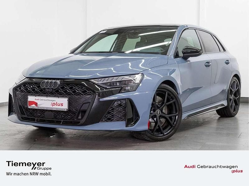 Grau Gebraucht 2024 Audi RS3 Sportback Comfort Kleinwagen | 63.390 € (Teuer) - Bild 1/4