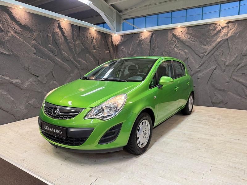 Grün Gebraucht 2013 Opel Corsa Edition Kleinwagen | 5.290 € (Etwas zu teuer) - Bild 1/4