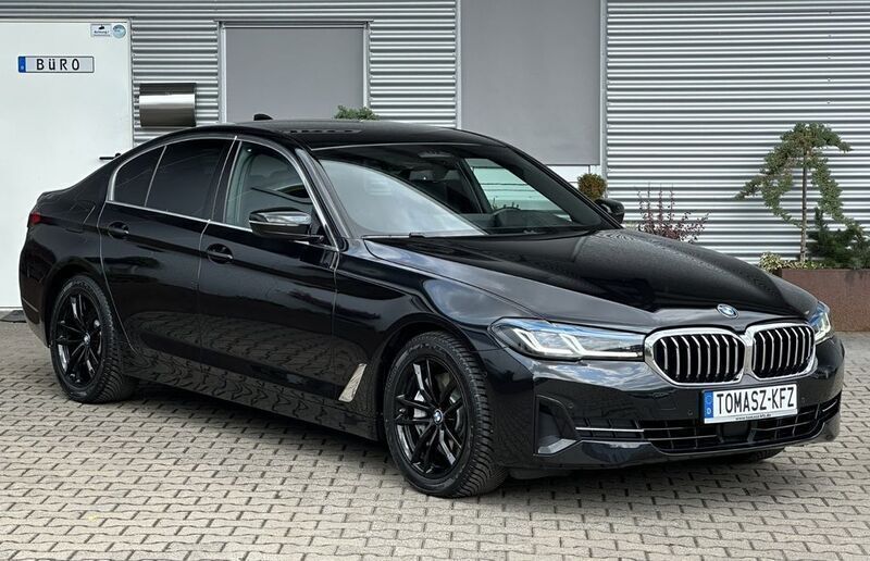 Schwarz Gebraucht 2021 BMW 530 Luxury Line Limousine | 40.999 € (Guter Preis) - Bild 1/4