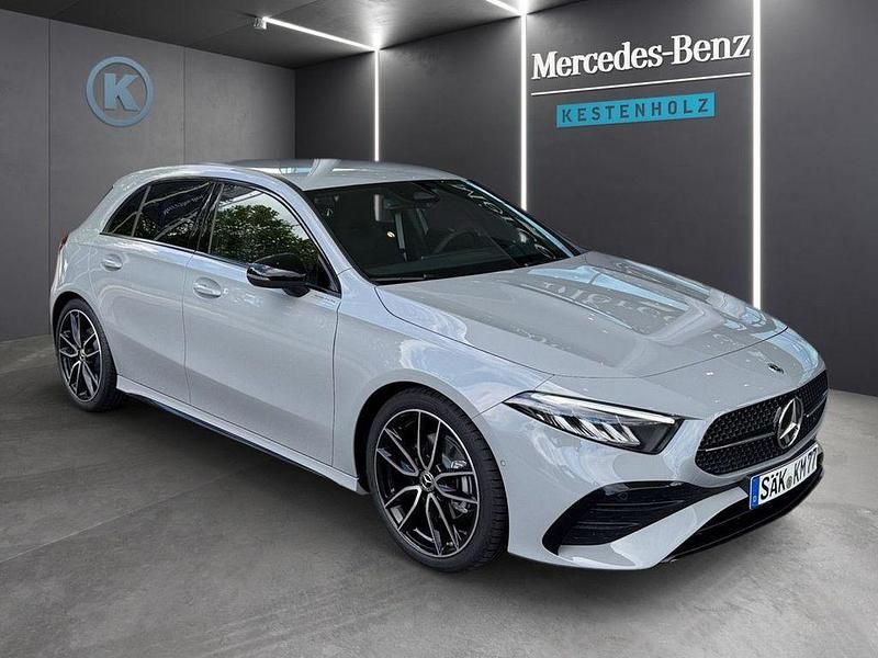 Gebraucht Mercedes A200 AMG 222 PS (163 kW) 2025 Grau Limousine