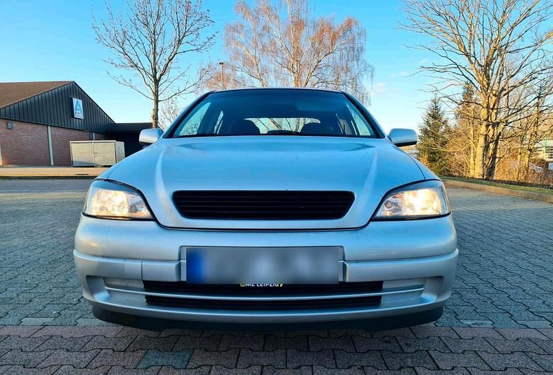 Gebraucht Opel Astra 101 PS (74 kW) 2002 Limousine