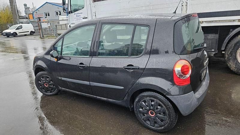 Gebraucht Renault Modus 75 PS (55 kW) 2005 Schwarz Van / Kleinbus
