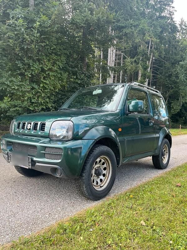 Grün Gebraucht 2008 Suzuki Jimny SUV | 4.800 € (Superpreis) - Bild 1/4