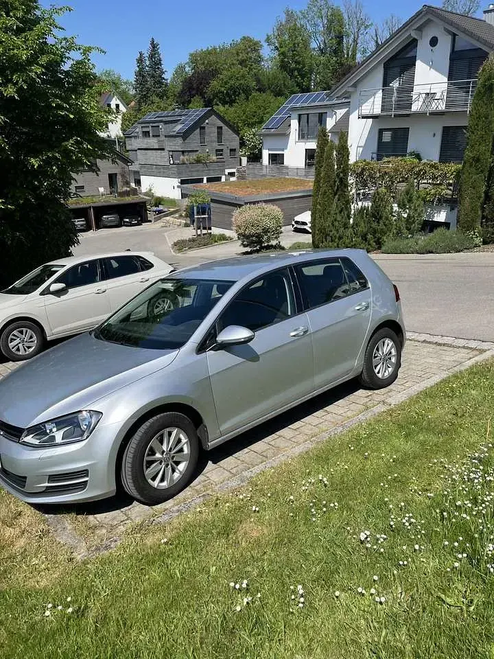 Gebraucht VW Golf VII Trendline 110 PS (80 kW) 2015 Kleinwagen