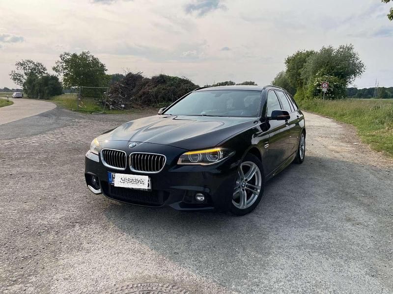 Schwarz Gebraucht 2013 BMW 525 M Sport Kombi | 18.999 € - Bild 1/4