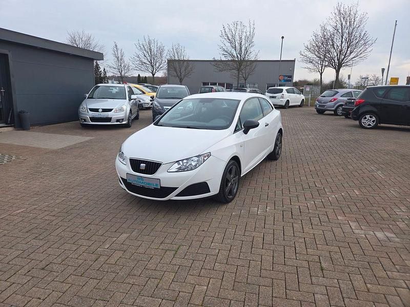 Gebraucht Seat Ibiza SC Basis 60 PS (44 kW) 2011 Weiß Kleinwagen