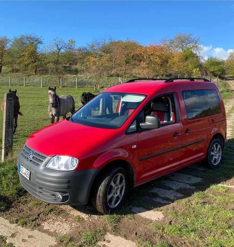 Rot Gebraucht 2009 VW Caddy Van / Kleinbus | 6.000 € (Guter Preis) - Bild 1/4