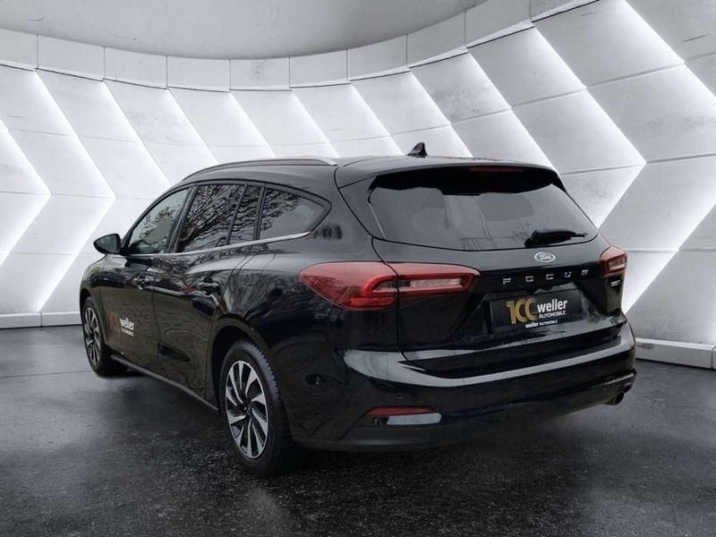 Gebraucht Ford Focus Titanium 125 PS (91 kW) 2023 Obsidianschwarz metallic Kombi