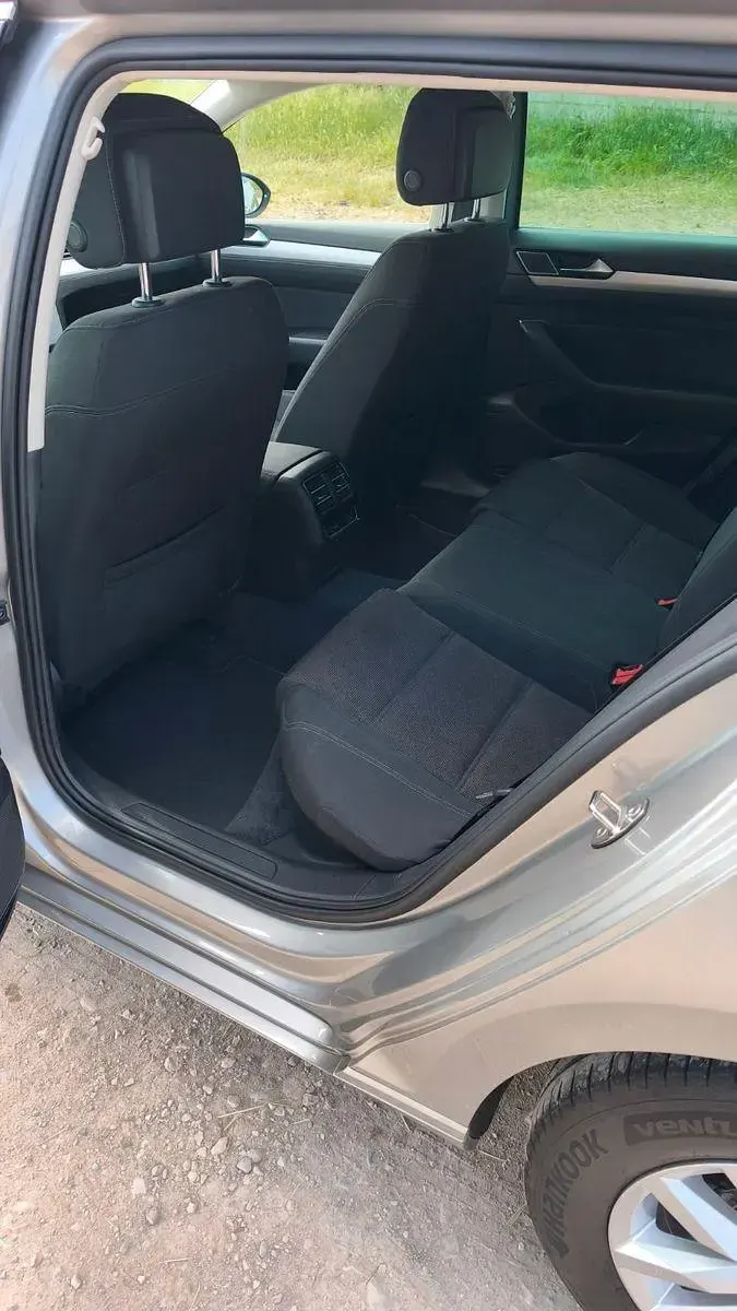 Gebraucht VW Passat Comfortline 180 PS (132 kW) 2015 Silber Kombi